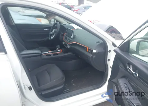 2019 Nissan Altima 2.5 S z USA, uszkodzony, nr VIN 1N4BL4BV3KC193770